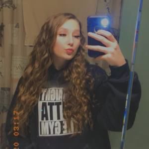 Meet your Posher, Kendall